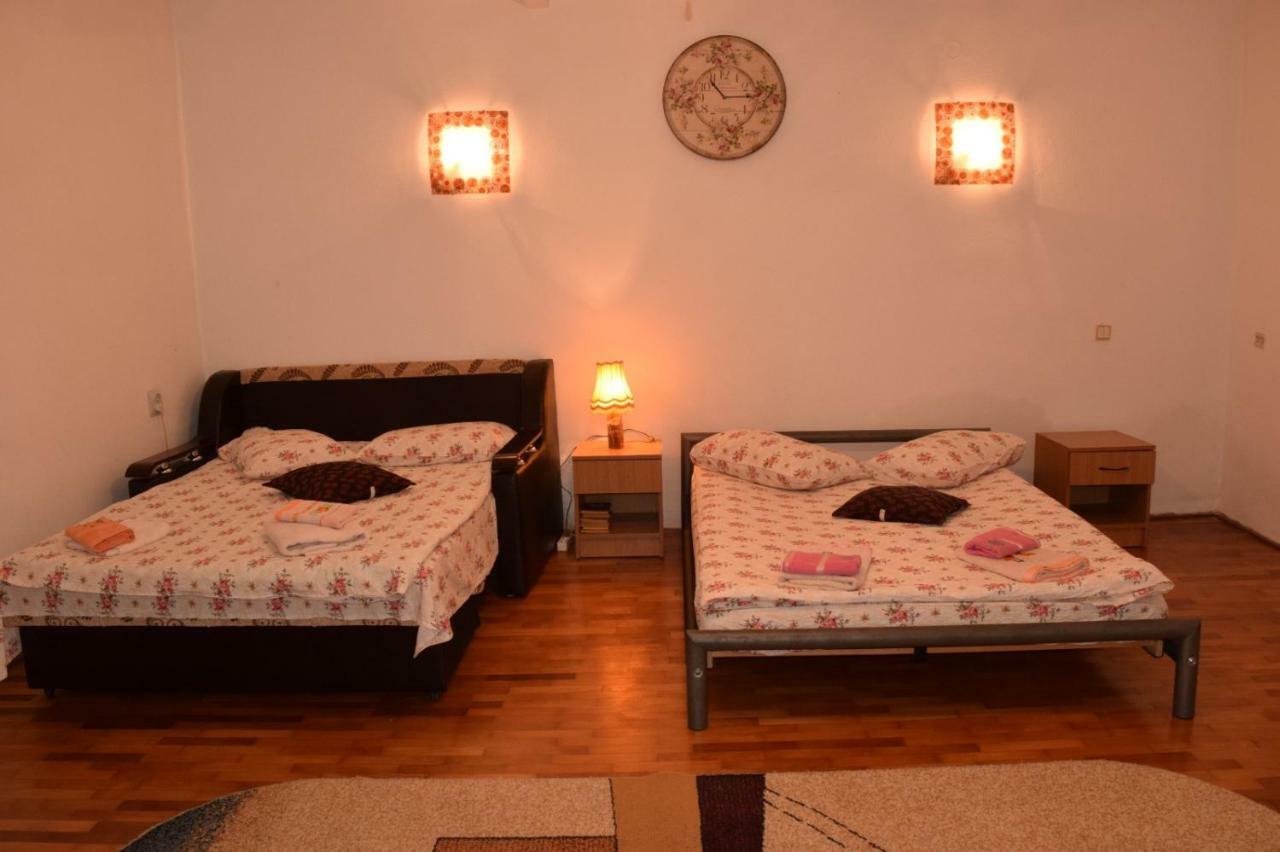 Serb Rafila Sibiu Luaran gambar