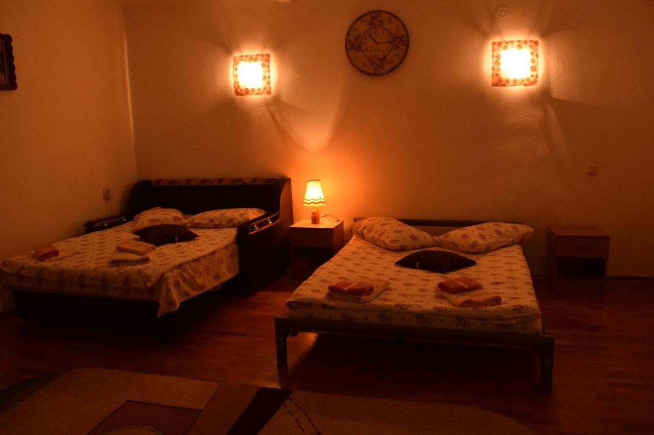 Serb Rafila Sibiu Luaran gambar